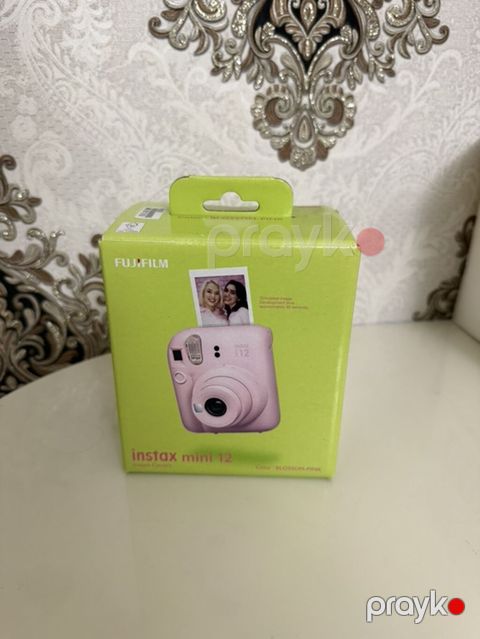Fujifilm Instax Mini 12 – Blossom Pink rəngdə instant fotoaparat — Quba