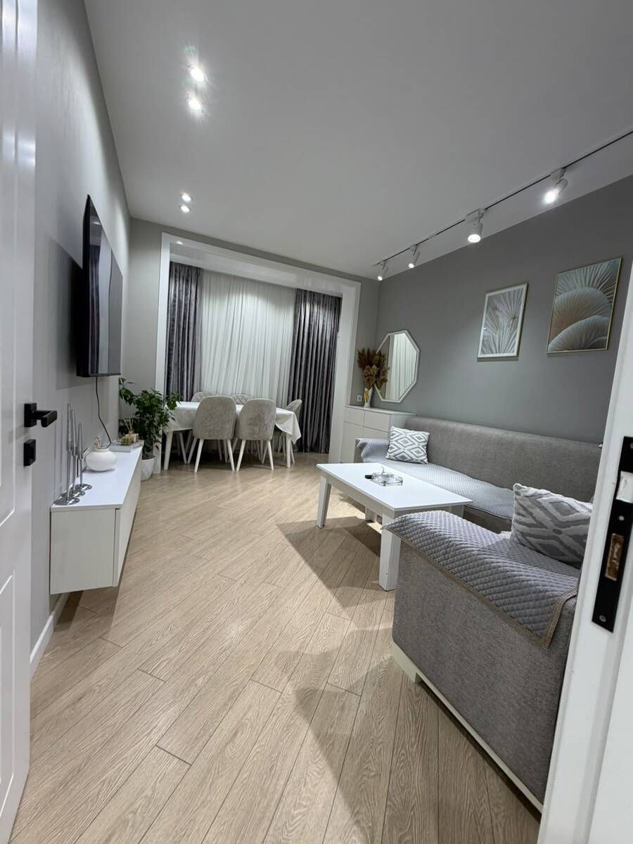 Satılır 3 otaqlı köhnə tikili 65 m² — Mənzil, Bakı