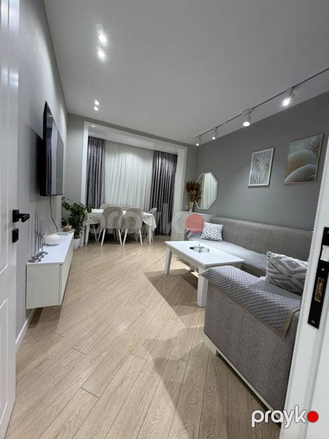 Satılır 3 otaqlı köhnə tikili 65 m²