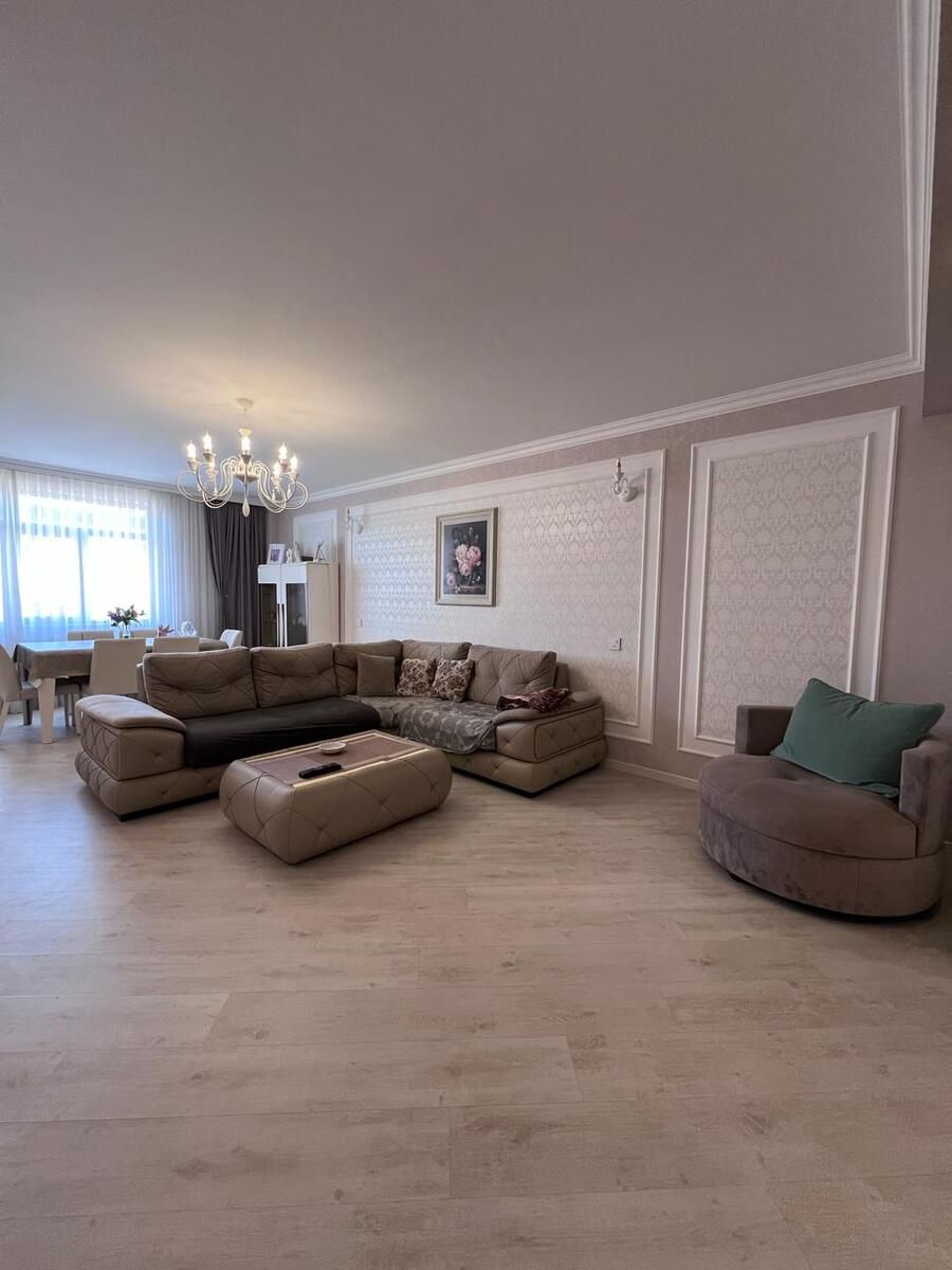Satılır 3 otaqlı yeni tikili 163 m² — Mənzil, Bakı (2)