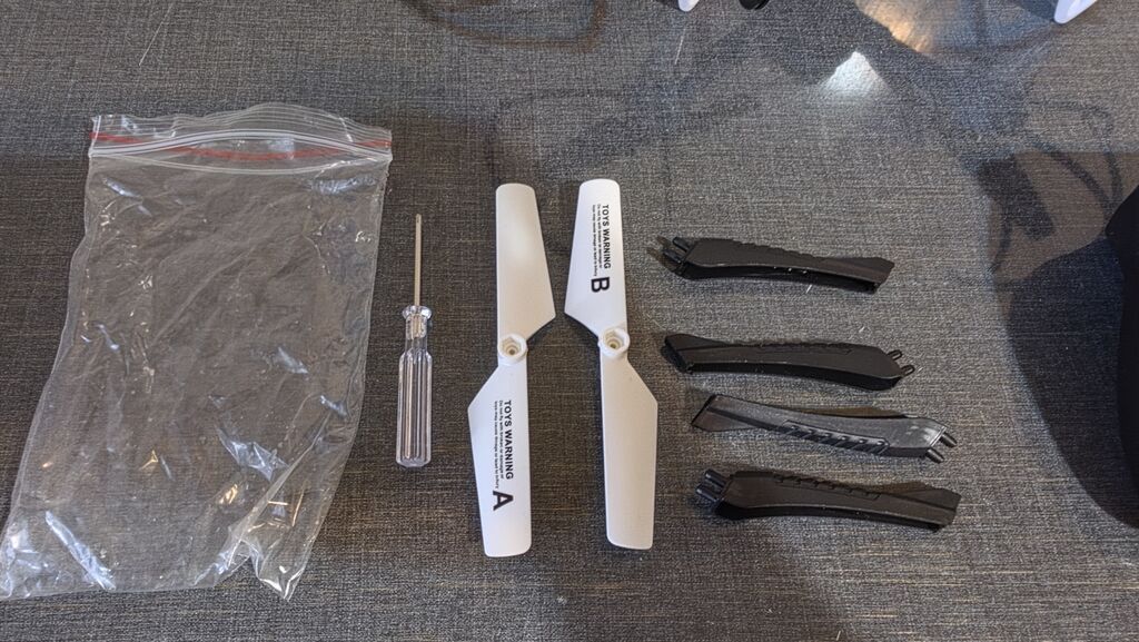 Yarı QİYMƏTİNƏ ! Kvadrokopter dron dəsti – ROYAL 2.4G Generation, No — Oyuncaqlar, Bakı (4)