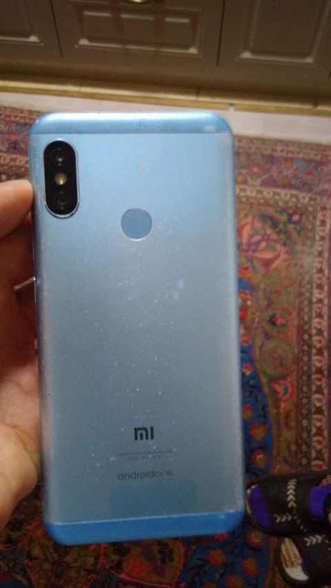 Xiaomi Mi A2 Lite, rəng - Mavi, Barmaq izi