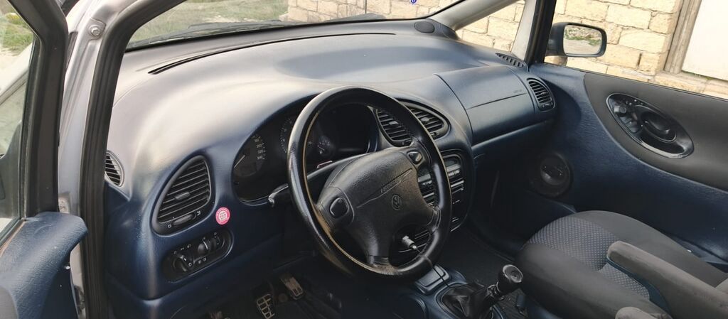 Volkswagen Sharan miniven - Kuzov: gümüşü rəng, 5 qapı, relslərlə dam — Avtomobillər, Sumqayıt (5)