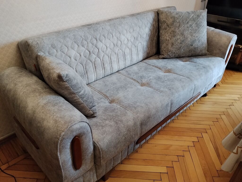 Yeni kimdiir hec istifade olunmayib sadece bkyukdur biraz otaga uygun — Mebel, Bakı (4)