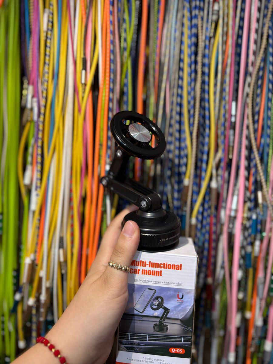 Q-05 360° avtomobil telefon tutacağı — Mallar, Bakı