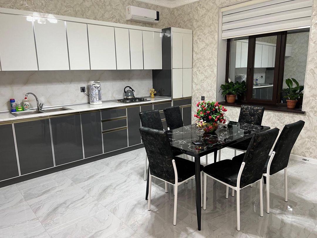 İcarəyə verilir 5 otaqlı həyət evi/bağ evi 240 m² — Ev, villa, Qəbələ (11)