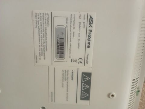 Proyector satılır Əla vəziyyətdədi,tam işlək.Baha alınıb,lazim