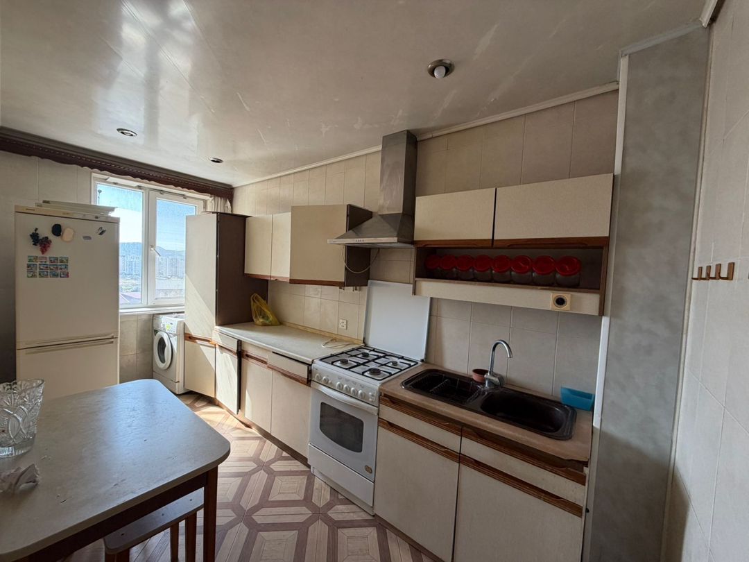 Satılır 4 otaqlı köhnə tikili 105 m² — Mənzil, Bakı (10)