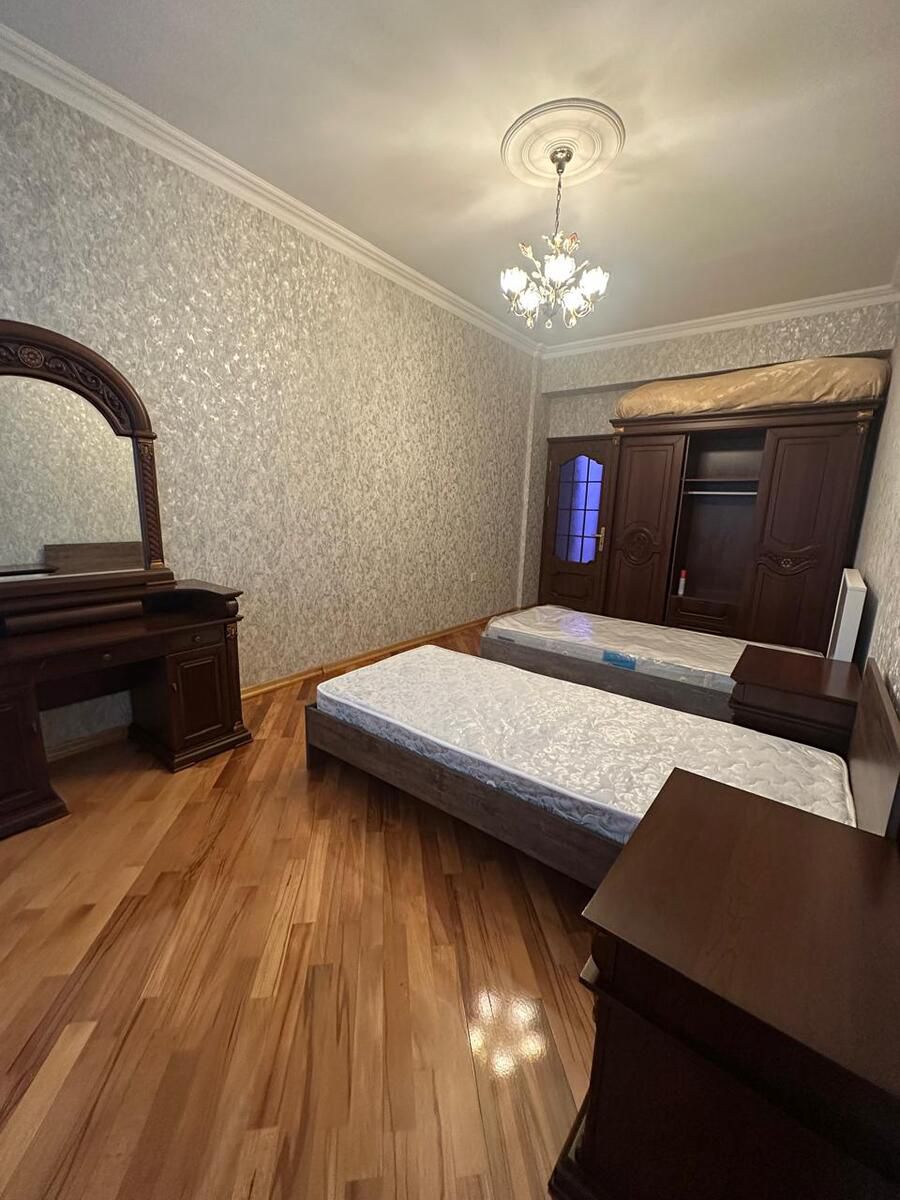 3-otaqlı yeni tikili kirayə verilir, İnşaatçılar m., 132 m² — Daşınmaz əmlak, Bakı (6)
