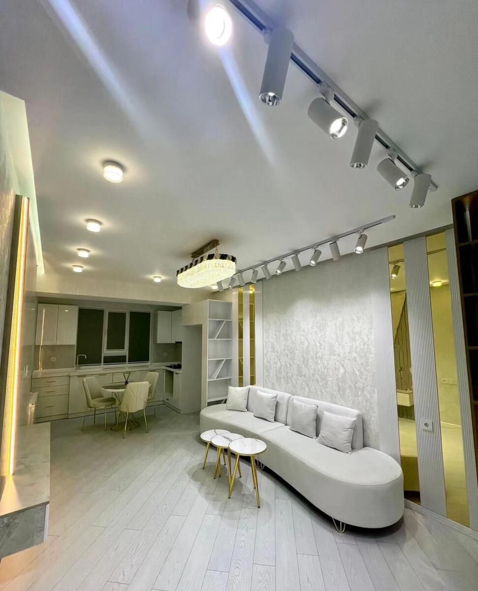 Satılır 3 otaqlı köhnə tikili 79 m² — Mənzil, Bakı (2)