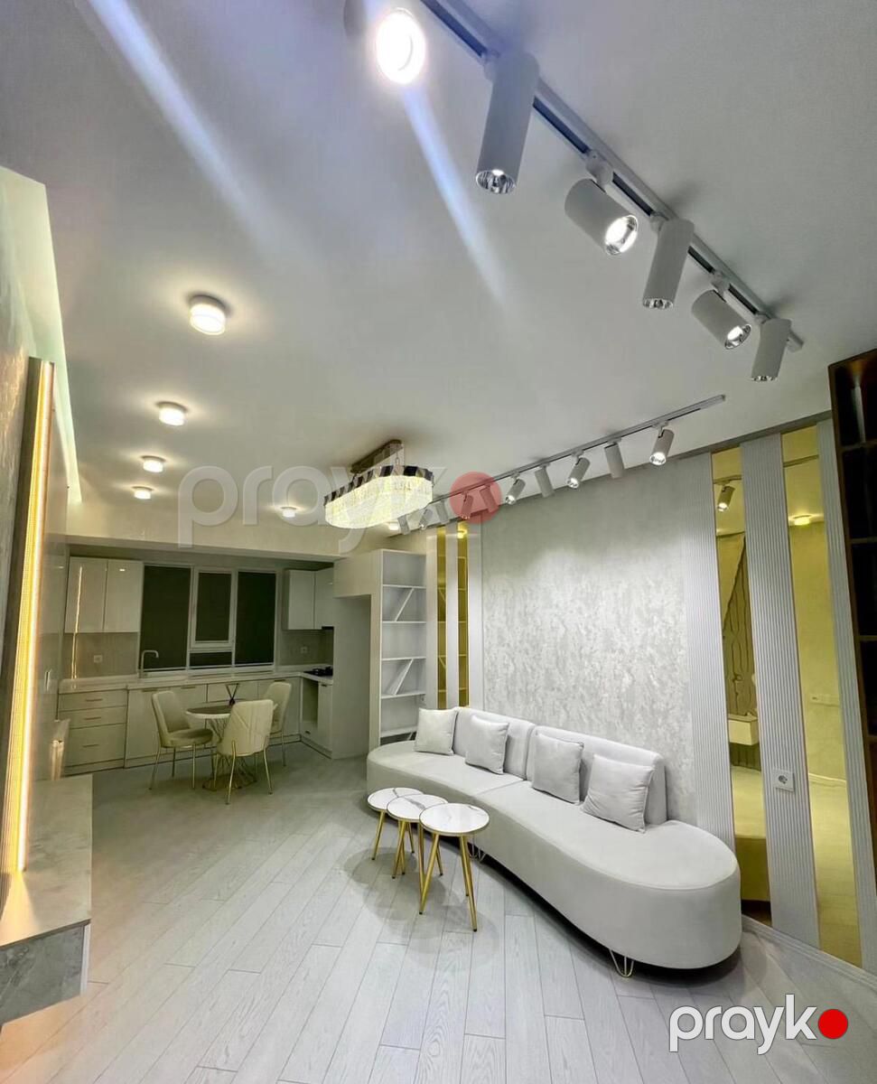 Satılır 3 otaqlı köhnə tikili 79 m² — Mənzil, Bakı (2)
