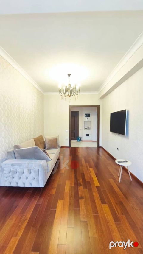 İcarəyə verilir 2 otaqlı yeni tikili 85 m²