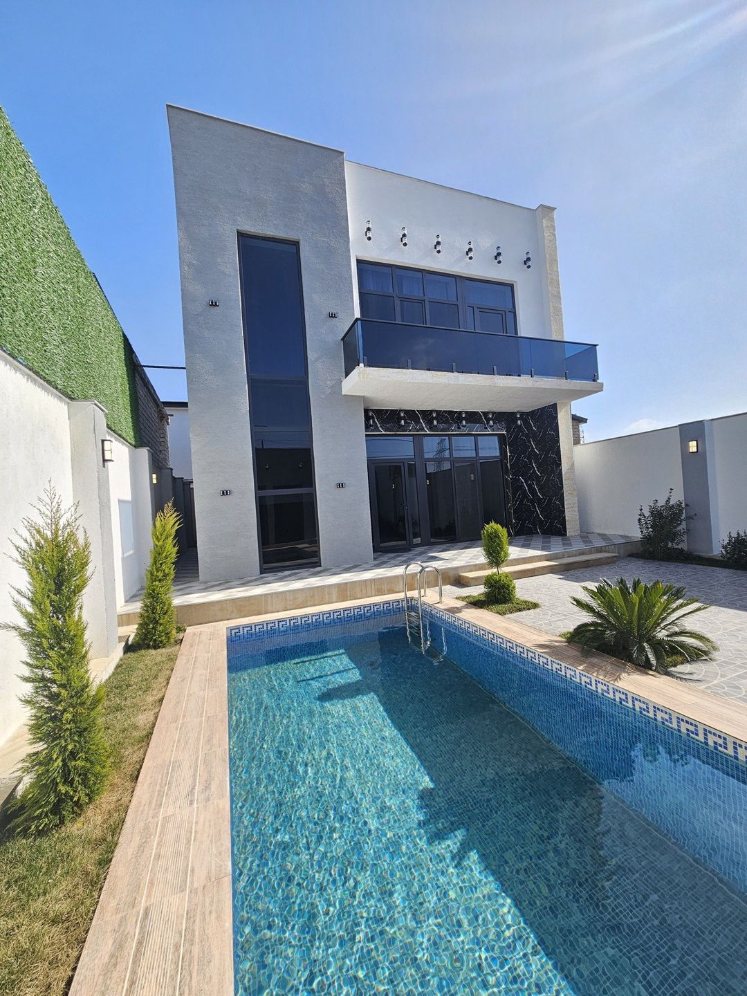 Satılır 4 otaqlı həyət evi/bağ evi 250 m² — Ev, villa, Bakı (3)