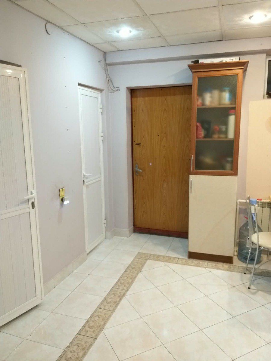 İcarəyə verilir 3 otaqlı köhnə tikili 90 m² — Mənzil, Bakı (10)