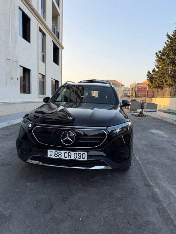 Mercedes EQB 300 4MATIC, 80 kWh, 2023 il, 79 000 km — Avtomobillər, Bakı (9)