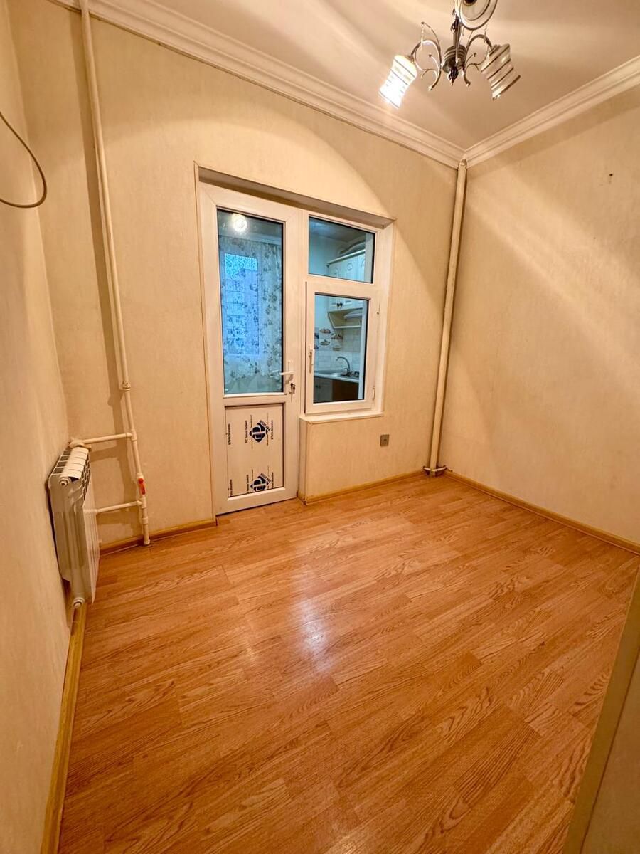 Satılır 2 otaqlı köhnə tikili 50 m² — Mənzil, Bakı (12)