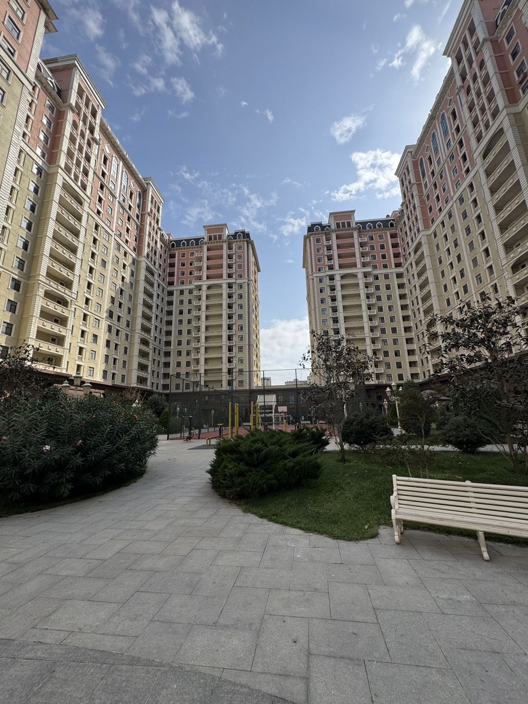 Satılır 4 otaqlı yeni tikili 185 m² — Mənzil, Bakı