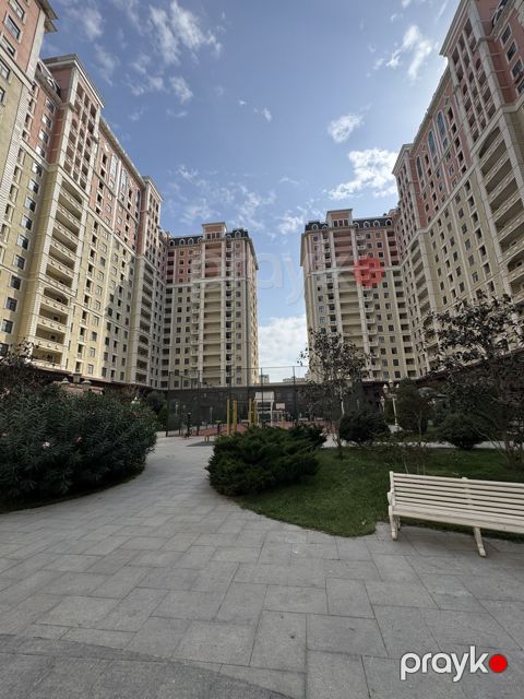 Satılır 4 otaqlı yeni tikili 185 m²