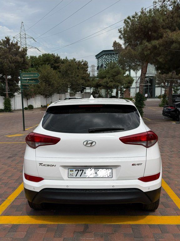 Hyundai Tucson, 1.7 L, 2016 il, 171 000 km — Avtomobillər, Bakı (4)