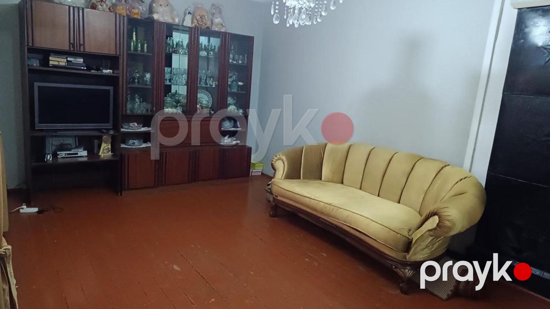 Həyət evi, Qara Qarayev m. — Ev, villa, Bakı (4)