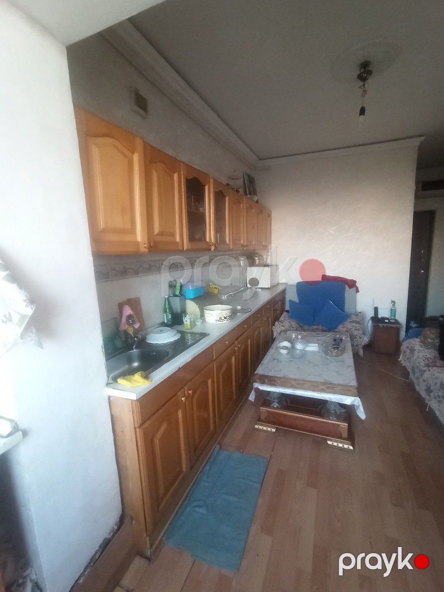 Satılır 3 otaqlı köhnə tikili 65 m² — Mənzil, Bakı (2)