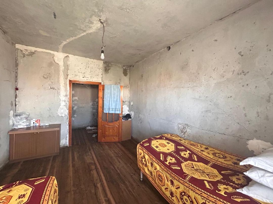Satılır 4 otaqlı köhnə tikili 105 m² — Mənzil, Bakı (5)