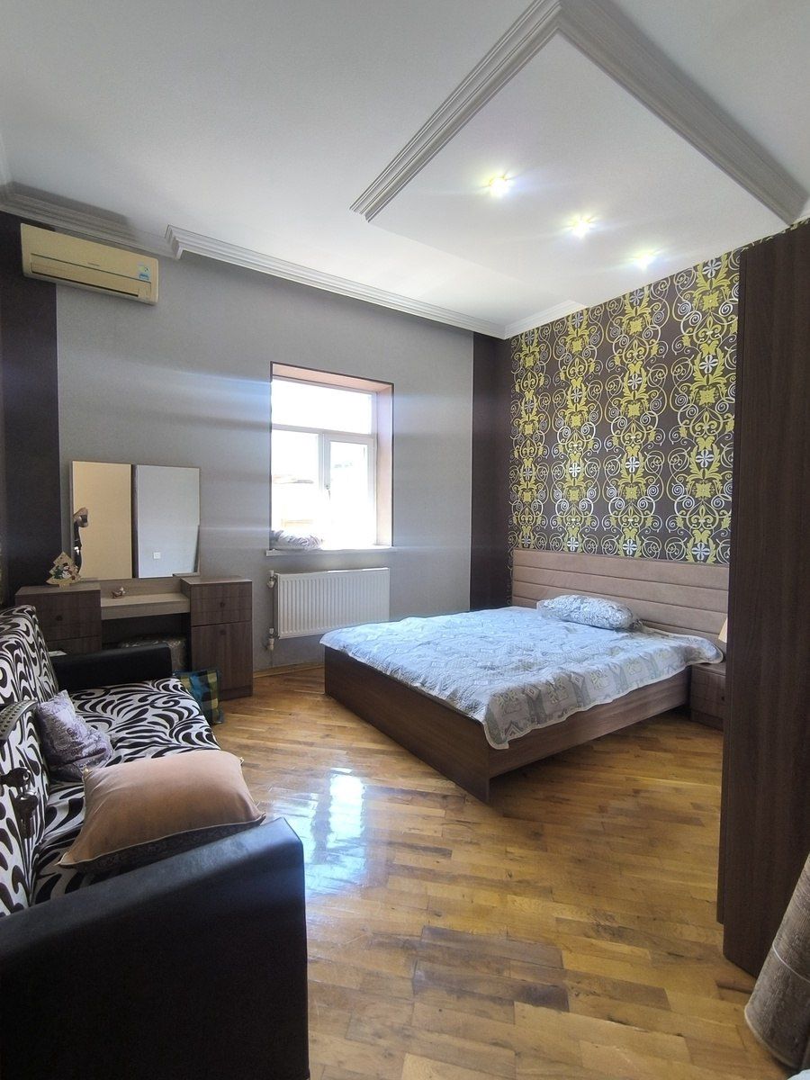 Satılır 5 otaqlı həyət evi/bağ evi 260 m² — Ev, villa, Bakı (10)