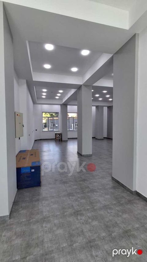 İcarəyə verilir obyekt 185 m²