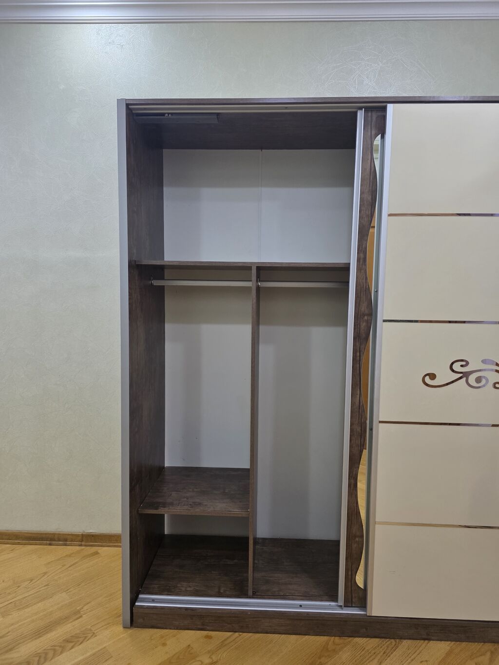 Sürüşən qapılı böyük gardırob - Material: laminat/LDSP karkas, tünd — Mebel, Bakı (2)