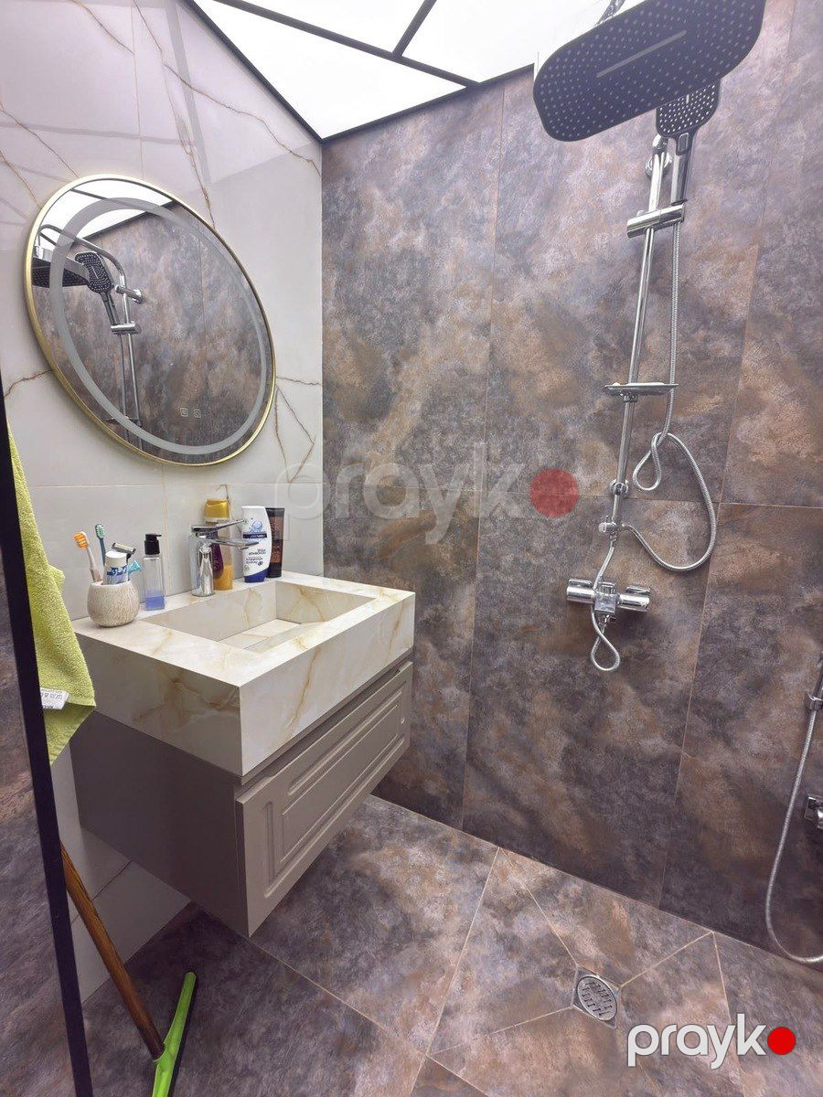 Satılır 2 otaqlı köhnə tikili 45 m² — Mənzil, Bakı (12)