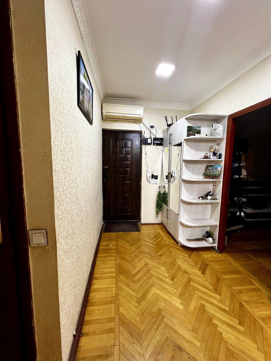Satılır 5 otaqlı köhnə tikili 110 m² — Mənzil, Bakı (2)
