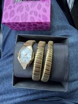 Just Cavalli qadın saat və bilərzik seti - Brend: Just Cavalli - Set — Аксессуары