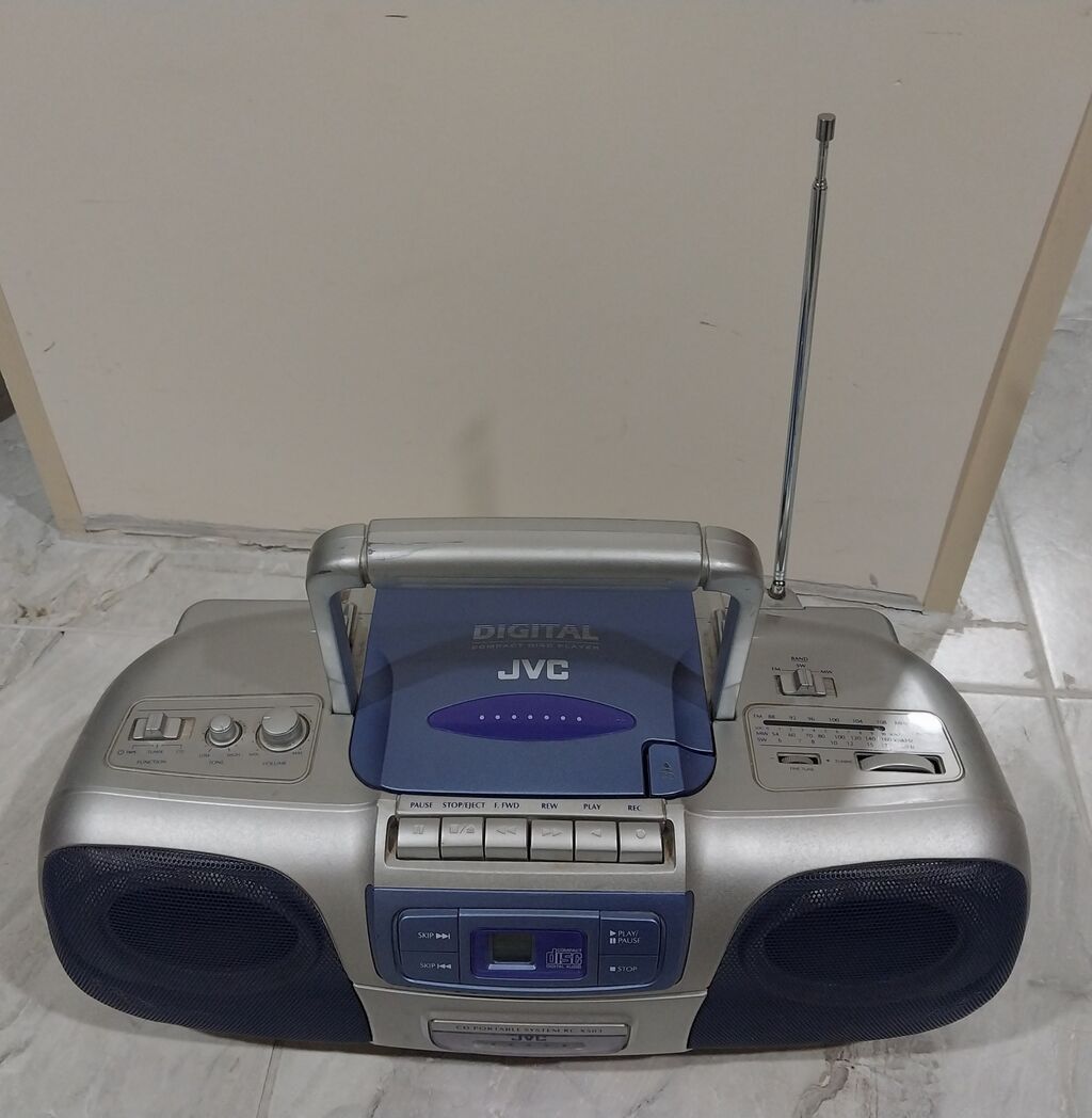JVC maqnitafon — original, keyfiyyətli, disk/kaset/radio