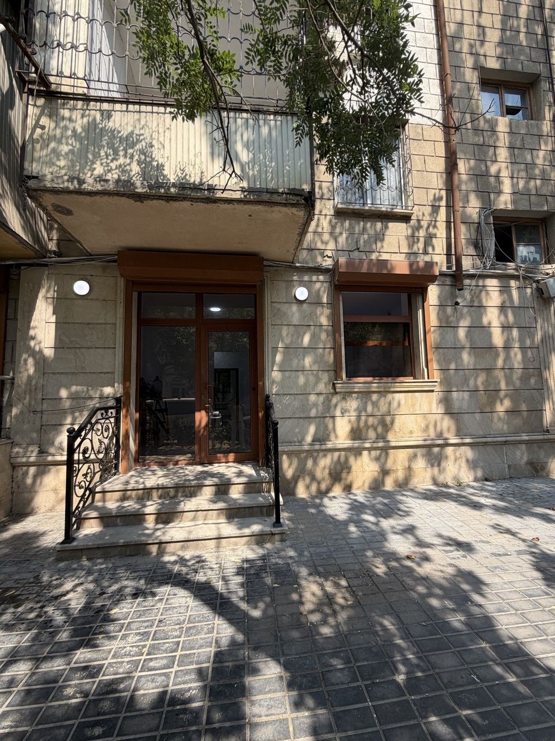 Satılır obyekt 130 m² — Əmlak, Bakı