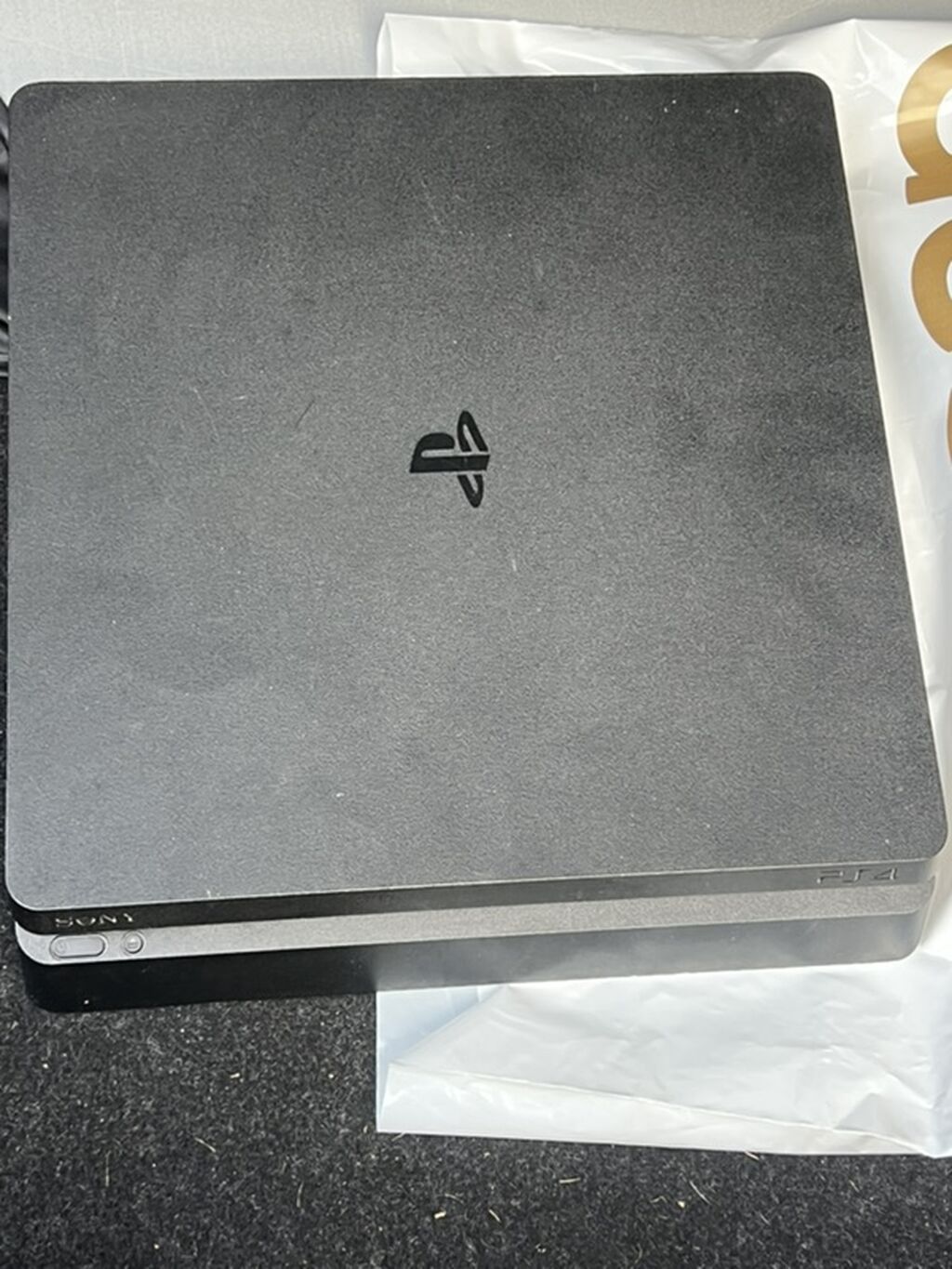 Sony PlayStation 4 (PS4) – Slim versiya, model CUH-2216A Komplekt: - — Elektronika, Bakı (3)