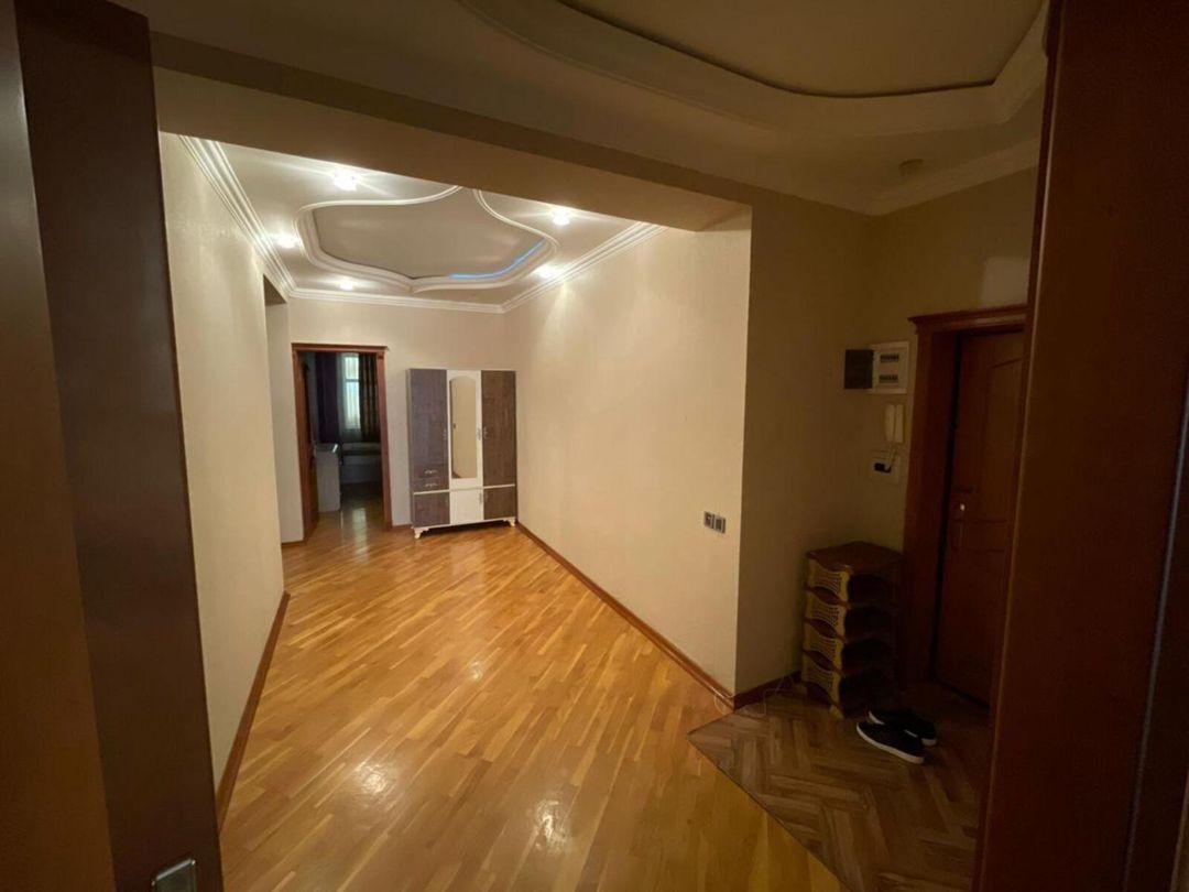 Satılır 3 otaqlı yeni tikili 130 m² — Mənzil, Bakı (5)