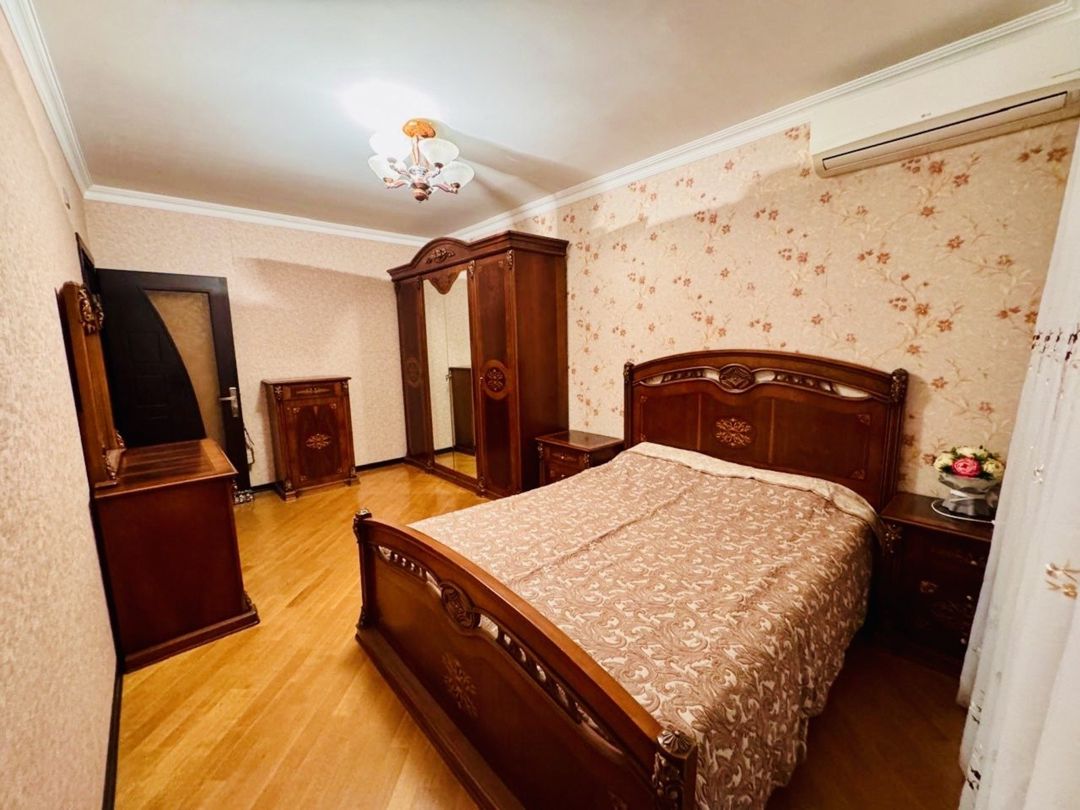 Satılır 5 otaqlı köhnə tikili 100 m² — Mənzil, Bakı (4)