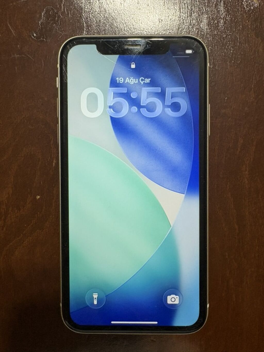 IPhone 11, Ağ — Apple iPhone, Digah