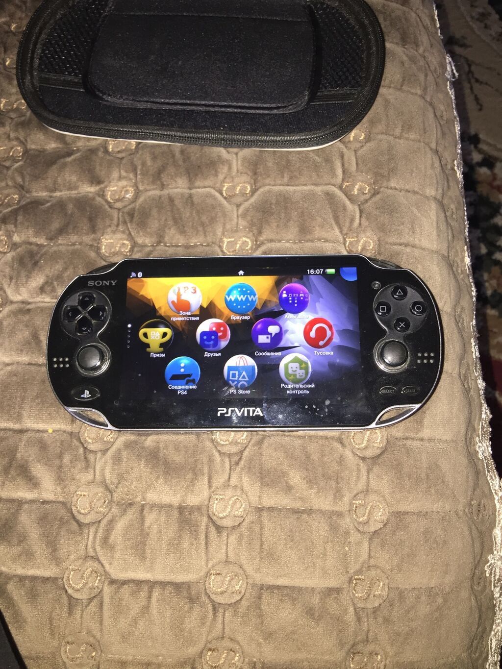 Sony PlayStation Vita handheld oyun konsolu Xüsusiyyətlər: - 5" OLED — Elektronika, Gəncə (2)