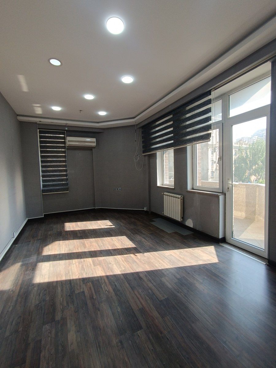 İcarəyə verilir 20 otaqlı ofis 1000 m² — Ofis, Bakı (6)