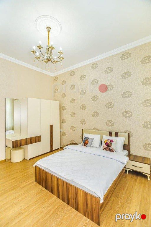 Satılır 5 otaqlı köhnə tikili 180 m² — Mənzil, Bakı (9)