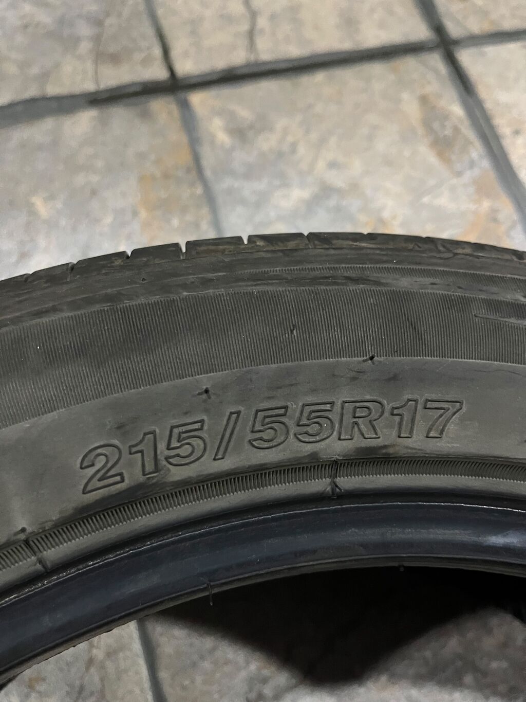 215/55 R17 avtomobil şini - Ölçü: 215/55R17 - Tip: Radial, yay/yol — Təkərlər, Biləsuvar