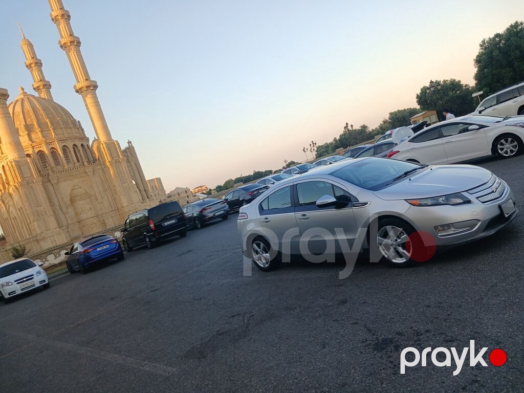 Chevrolet Volt: 1.4 l | 2015 il 193830 km Hetçbek 02-AZ-123 — Avtomobillər, Bakı (4)