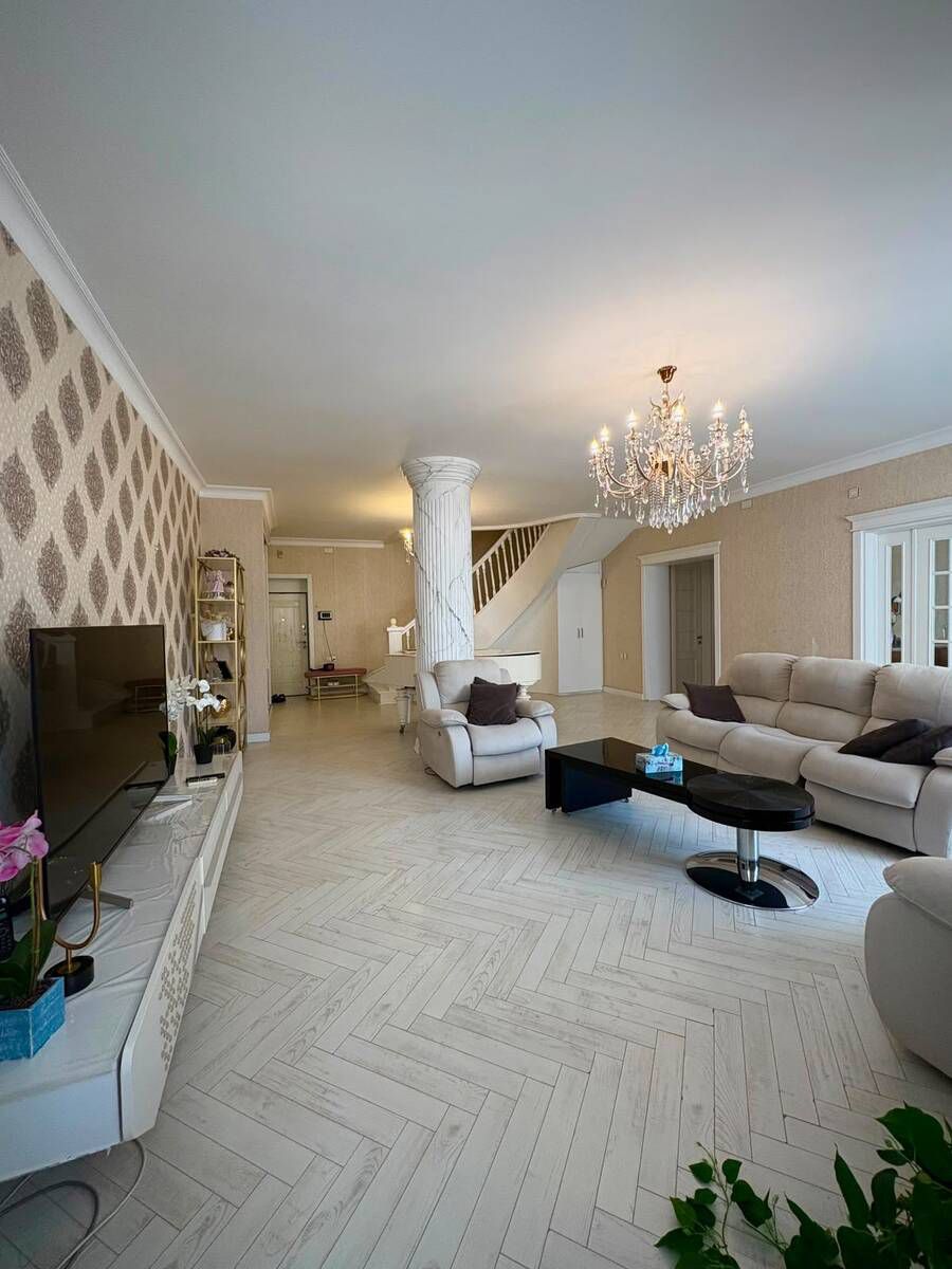 Satılır 8 otaqlı yeni tikili 360 m² — Mənzil, Bakı (5)