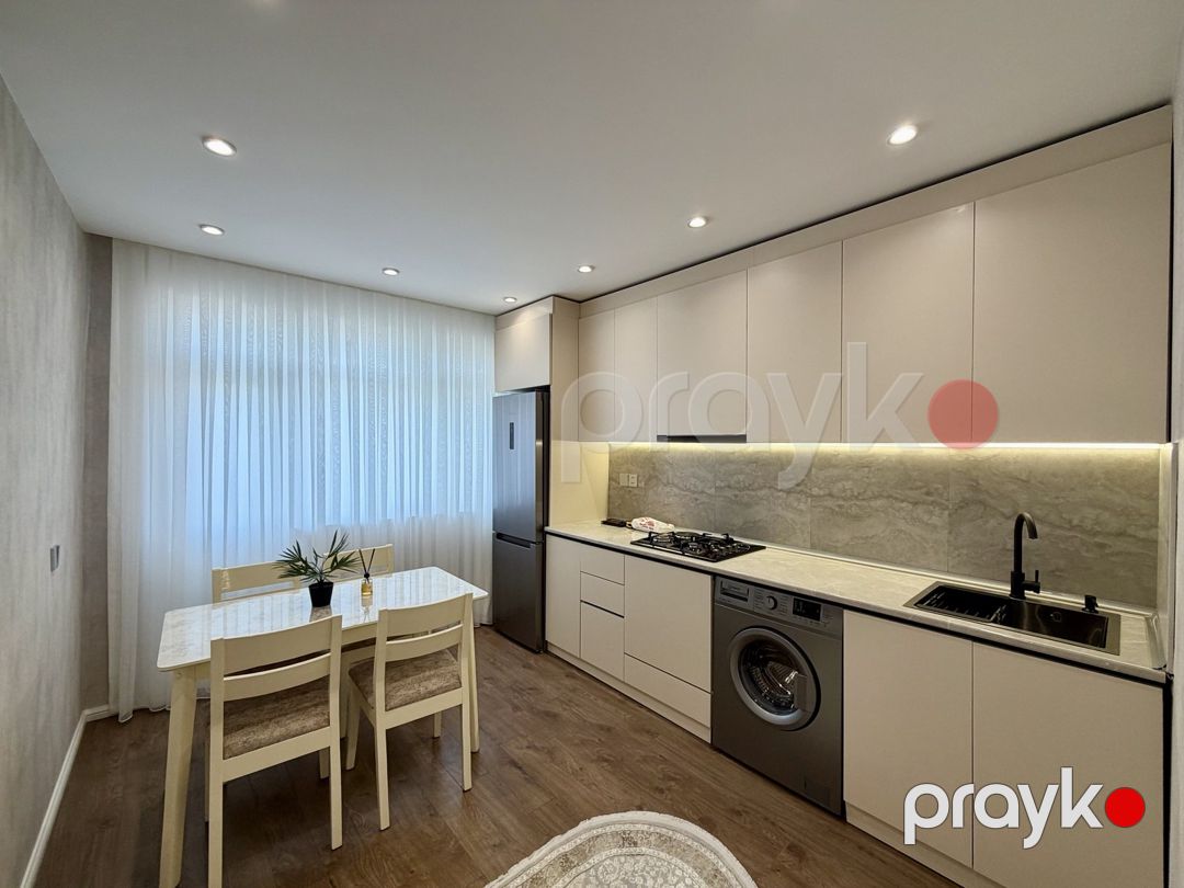 Satılır 2 otaqlı köhnə tikili 65 m² — Mənzil, Bakı (9)