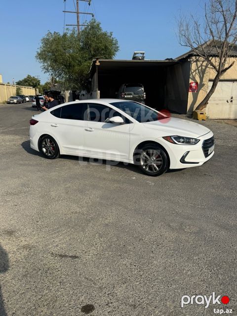 Hyundai Avante, 2016 il