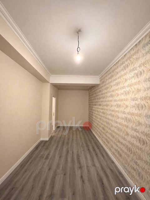 Satılır 2 otaqlı yeni tikili 75 m²