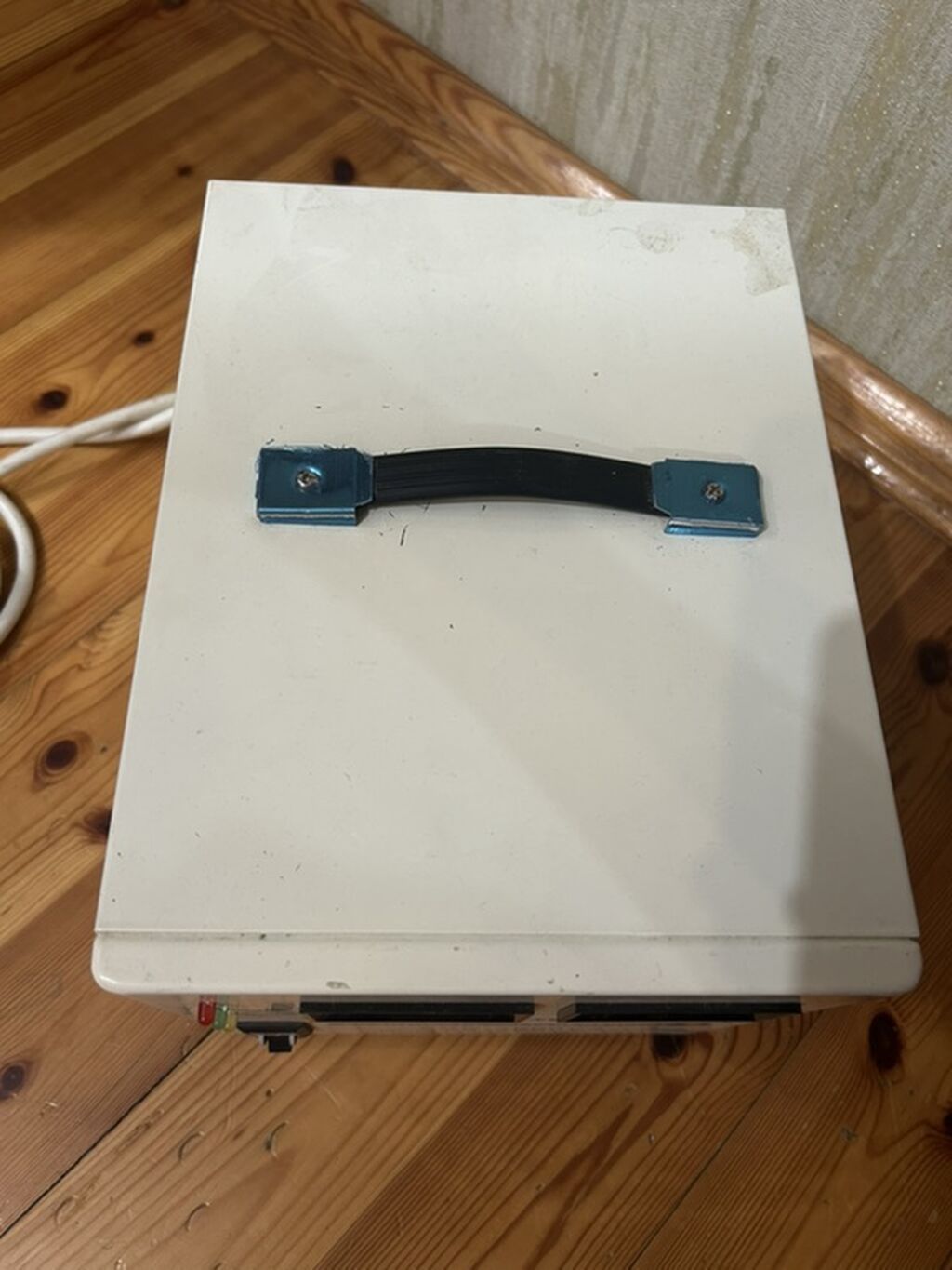 ANDELI SVC-3000VA – Avtomatik Gərginlik Stabilizatoru (AC Automatic — Mallar, Masazır (2)