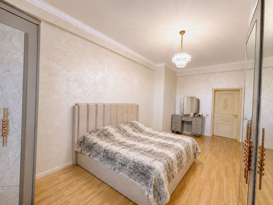 Satılır 4 otaqlı yeni tikili 168 m² — Mənzil, Bakı (9)