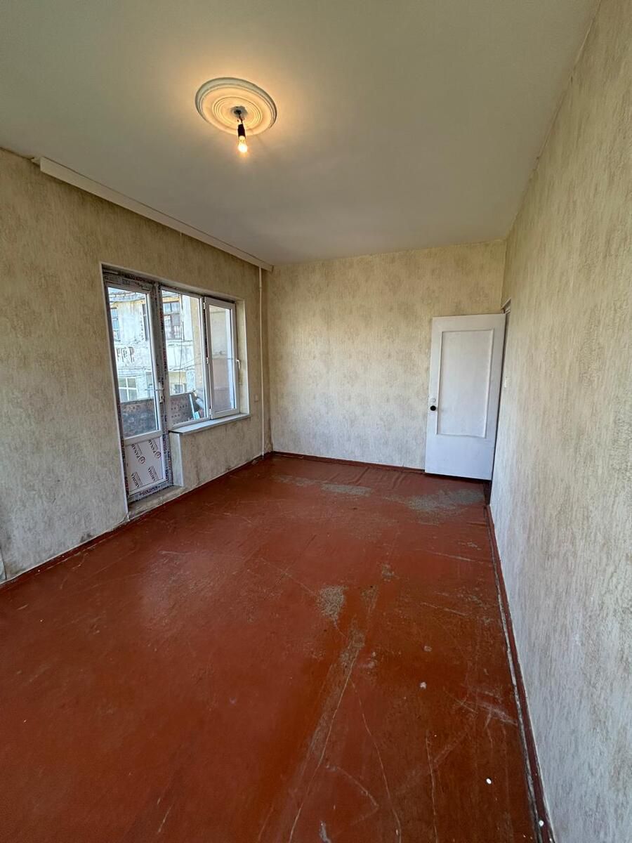 Satılır 2 otaqlı köhnə tikili 65 m² — Mənzil, Bakı (2)